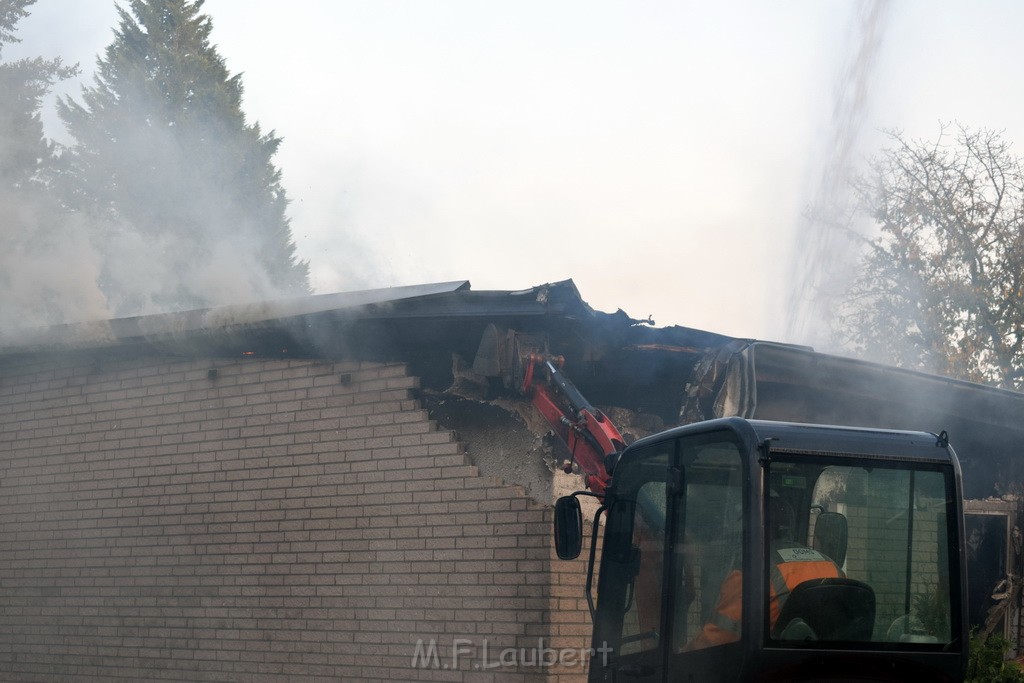 Feuer 2 Y Explo Koeln Hoehenhaus Scheuerhofstr P1826.JPG